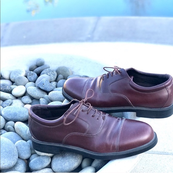 rockport derby shoes